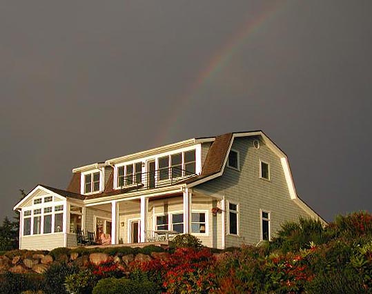 Mucci Truckess Architecture: Whidbey Getaway - Covered Porch