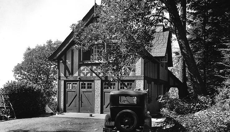 Mucci Truckess Architecture Tudor Revival - Carriage House 1915 Before