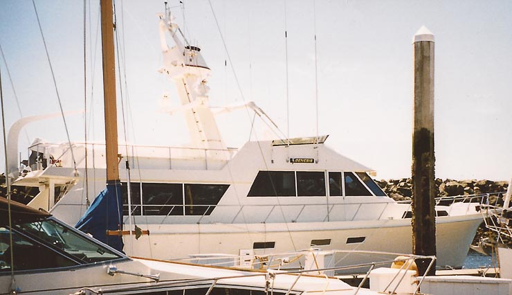 Mucci Truckess Architecture: Yachts - Genesis - Exterior